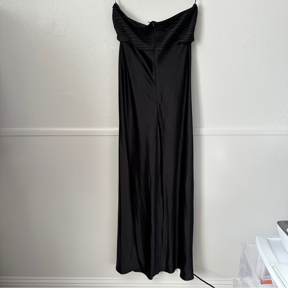 NWT Runaway The Label Elsa Maxi Black Dress Large - Picture 6 of 6